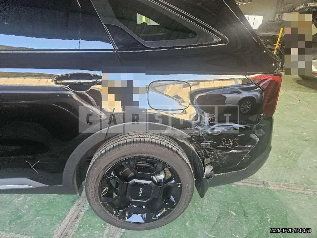 Photo 3 of 3: 2024 Kia (parts) Sorento Wheels — Korean insurance auction