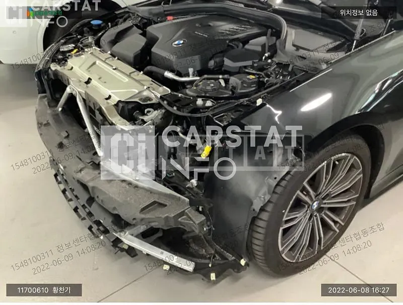 Photo 2 of 18: 2022 BMW 320i, VIN WBA5X510XNFM38152 — Korean insurance auction