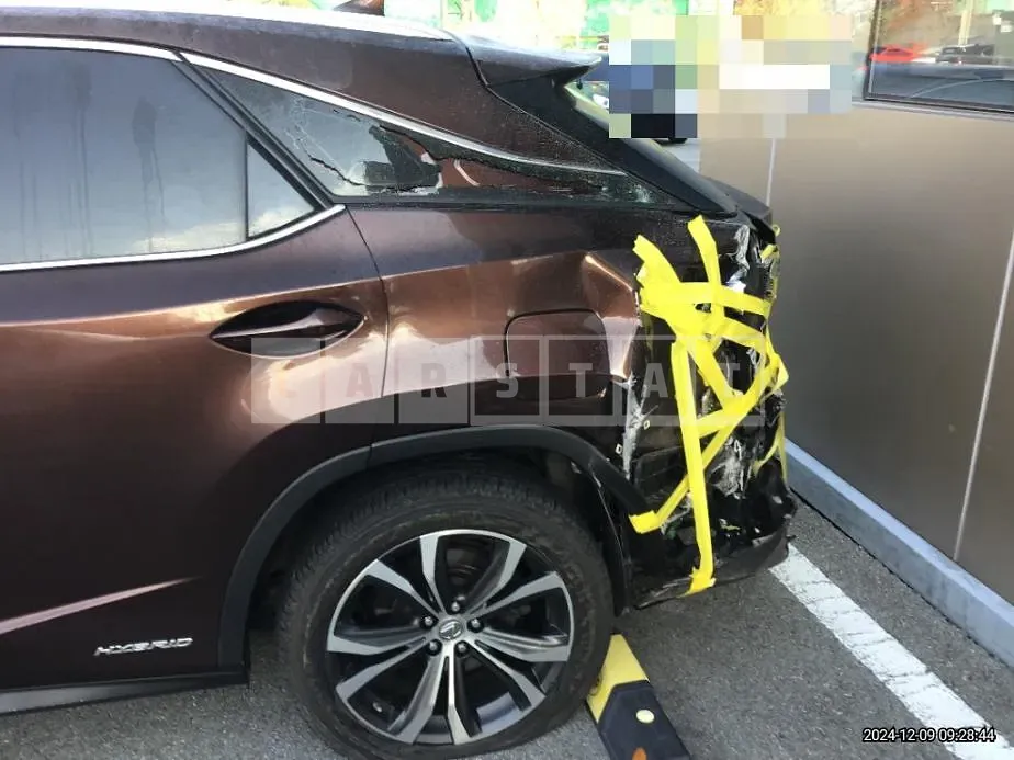 Photo 2 of 11: 2016 Lexus RX450h — Korean insurance auction