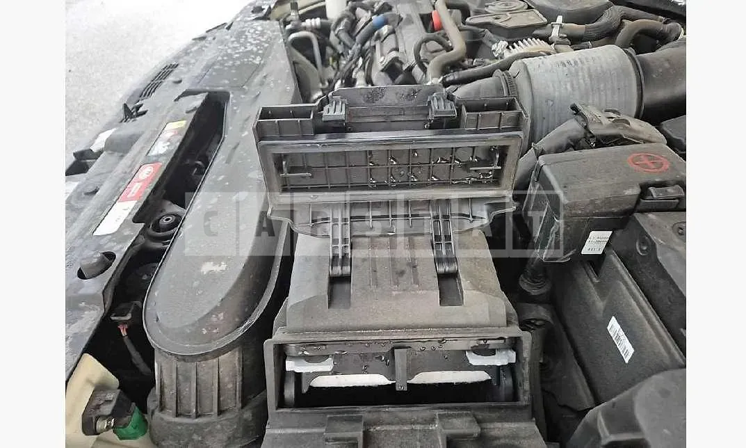 Photo 2 of 17: 2020 Kia K5 — Korean insurance auction