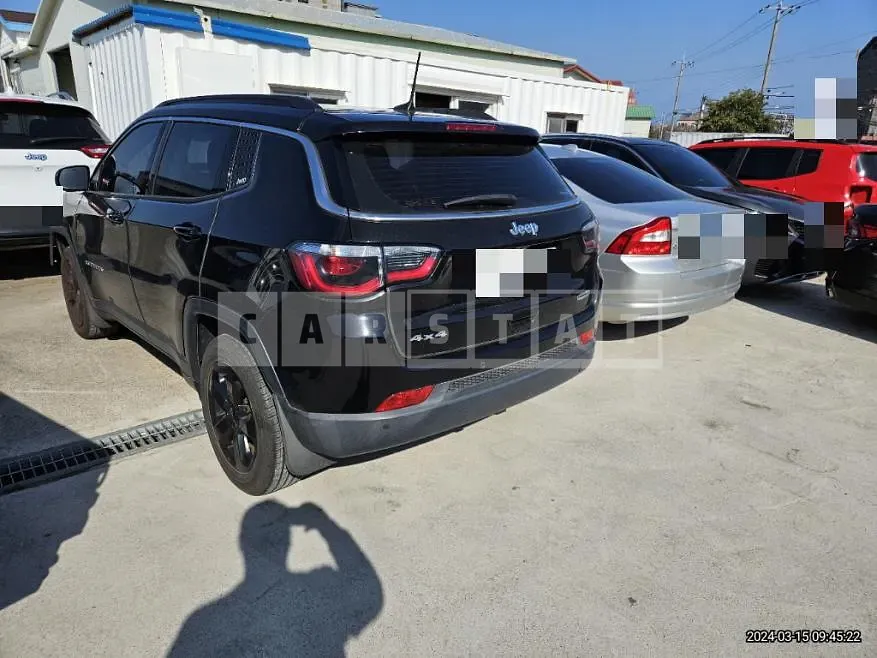 Photo 2 of 7: 2018 Jeep Zip Compass 2.4, VIN 3C4NJDBB0JT396623 — Korean insurance auction