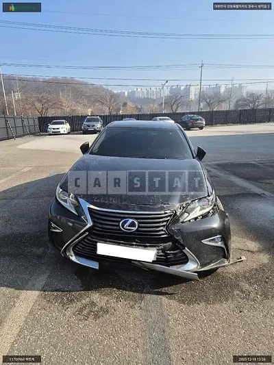 Photo 1 of 18: 2016 Lexus ES300h, VIN JTHBW1GG9H2136139 — Korean insurance auction