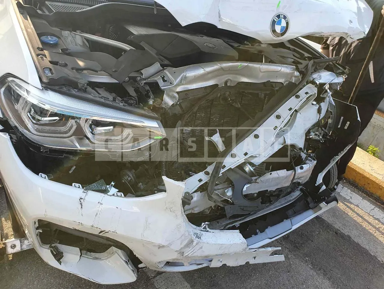 Photo 2 of 37: 2021 BMW X4 xDrive 20i, VIN WBA2V9107M9F68681 — Korean insurance auction
