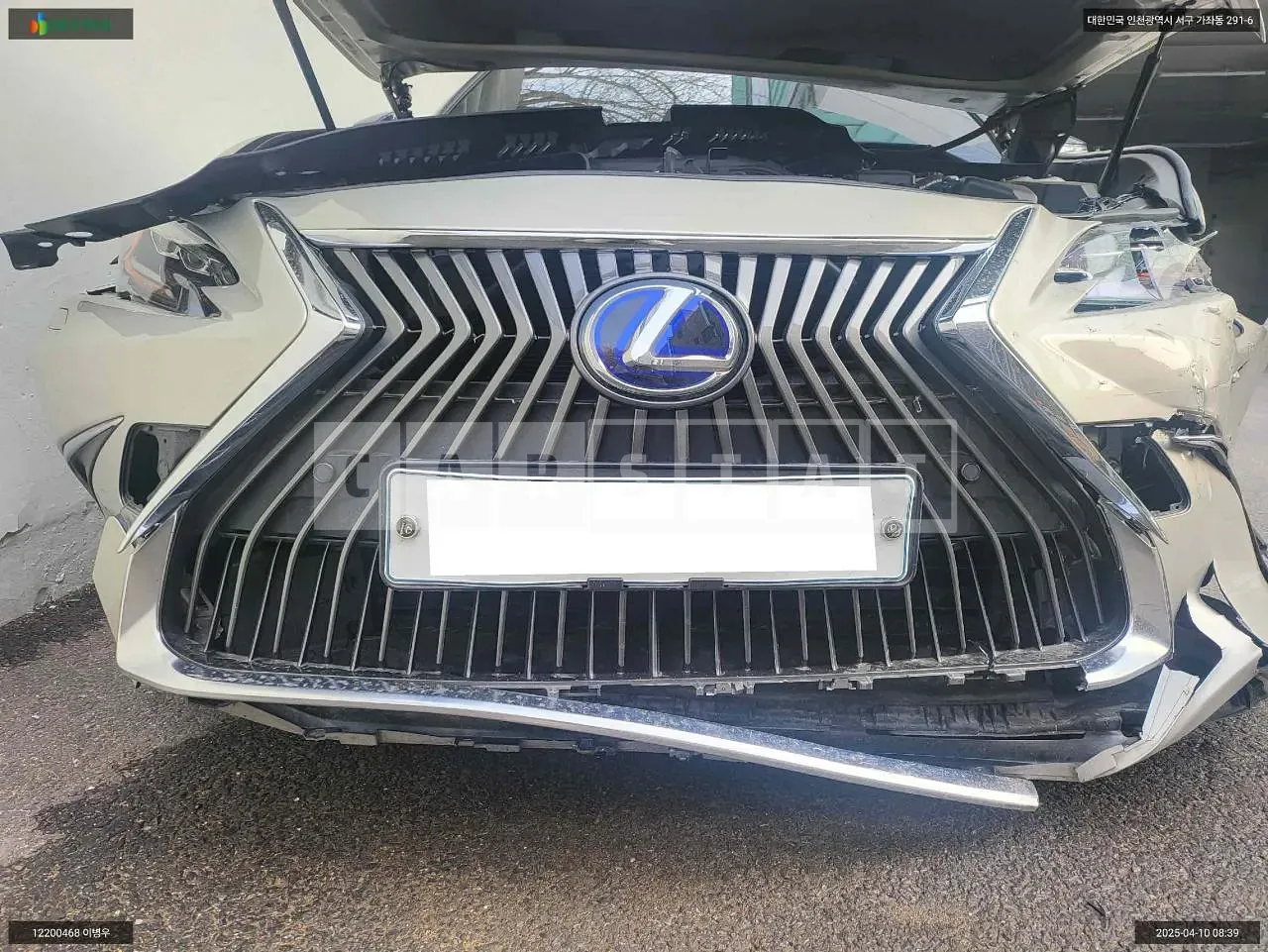 Photo 2 of 17: 2019 Lexus ES300h, VIN JTHB21B1XK2046911 — Korean insurance auction