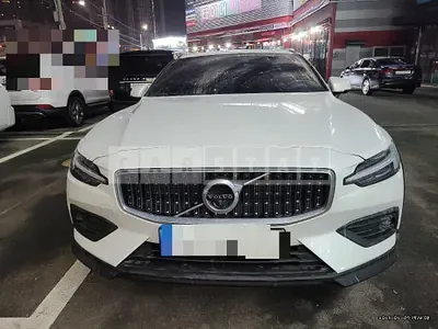 2021 Volvo V60CCB5 AWD
