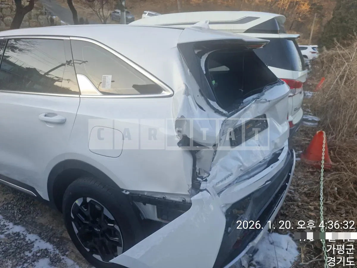 Photo 2 of 25: 2025 Kia Sorento — Korean insurance auction