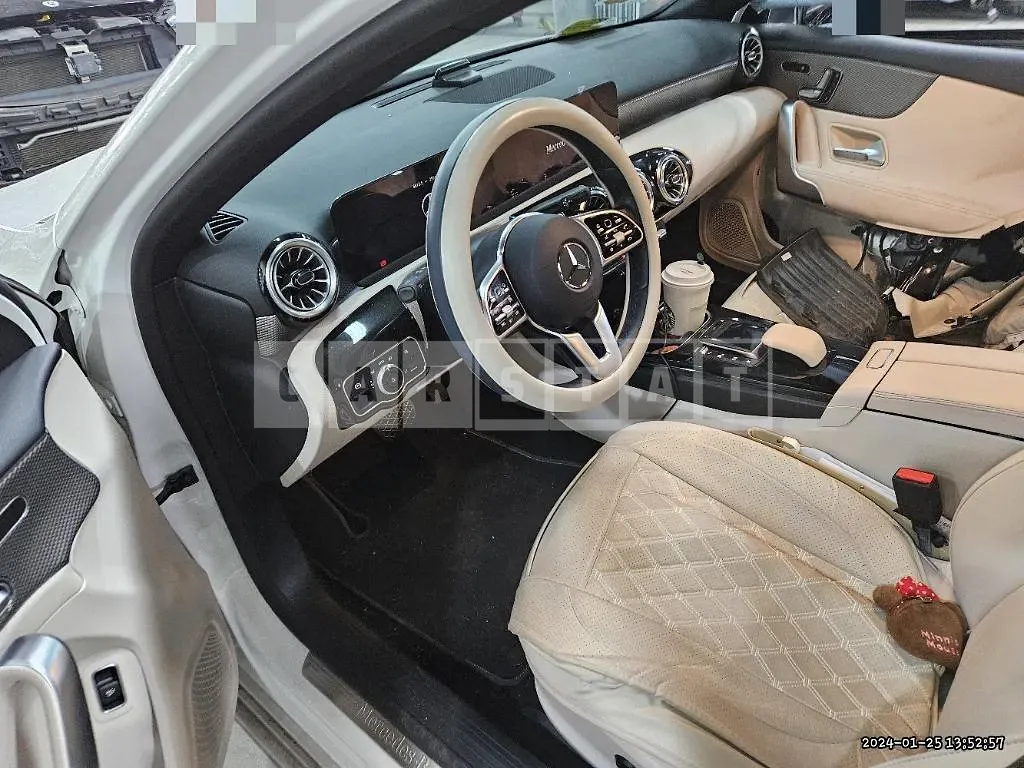 Photo 2 of 32: 2022 Mercedes-Benz A220 Sedan, VIN W1K3G4EB0PJ387136 — Korean insurance auction