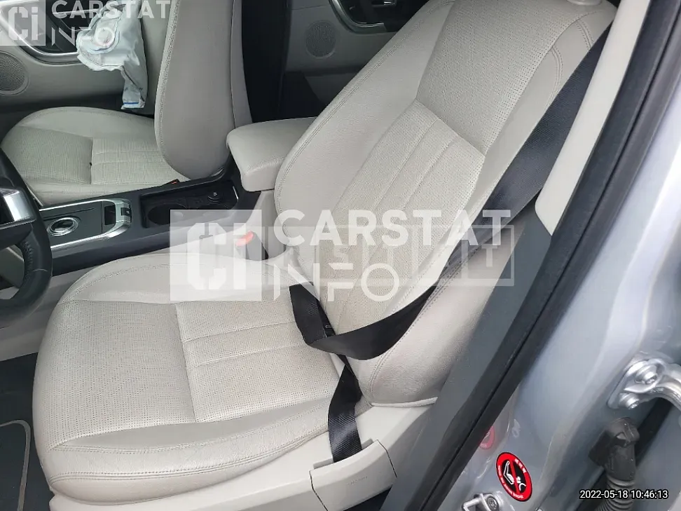 Photo 2 of 40: 2017 Land Rover Discovery Sports 2.0d, VIN SALCA2BNXHH718885 — Korean insurance auction