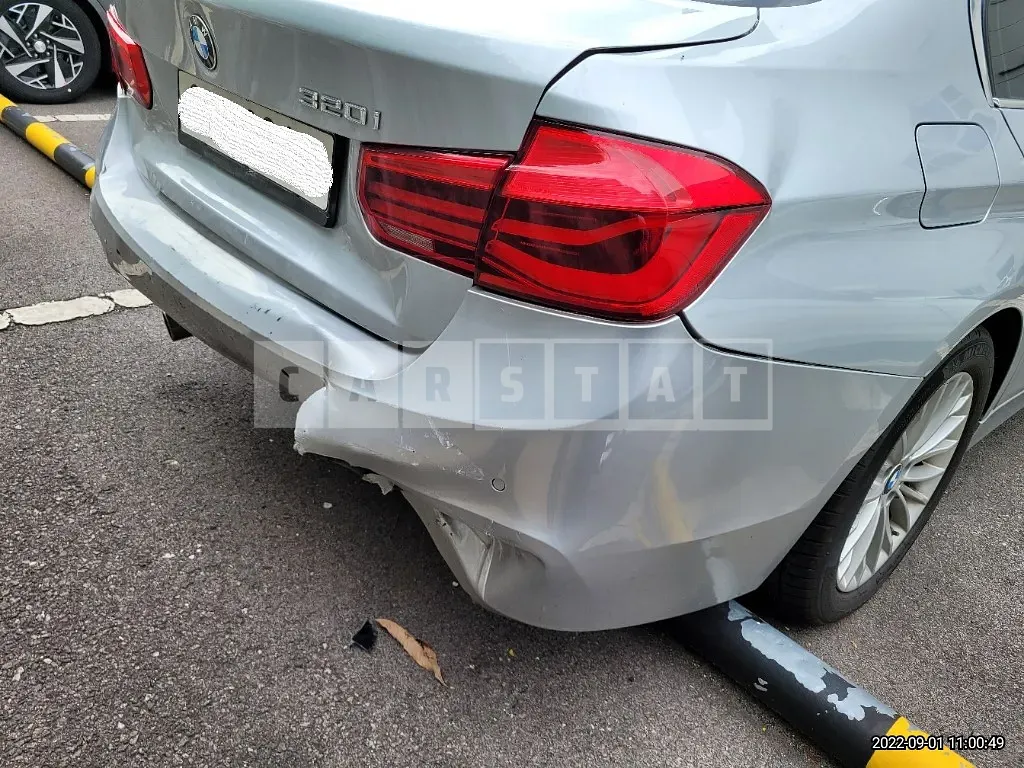 Photo 2 of 31: 2016 BMW 320i, VIN WBA8A9103GK463183 — Korean insurance auction