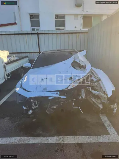 Photo 1 of 17: 2019 Genesis G70, VIN KMTG341ADKU041502 — Korean insurance auction