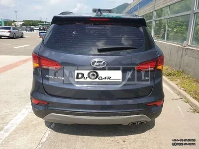 Photo 1 of 27: 2018 Hyundai Santa Fe, VIN KMHSW81UBJU846089 — Korean insurance auction