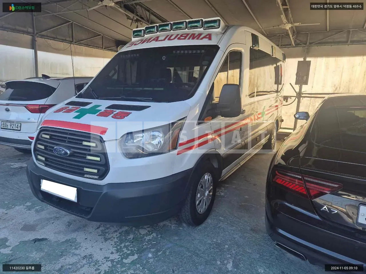 Photo 2 of 18: 2018 Ford Autoflattransit (Transit) Special Ambulance, VIN 1FBZX2CM0HKA20136 — Korean insurance auction