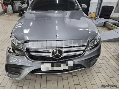 Photo 1 of 17: 2020 Mercedes-Benz E 300 4Matic — Korean insurance auction
