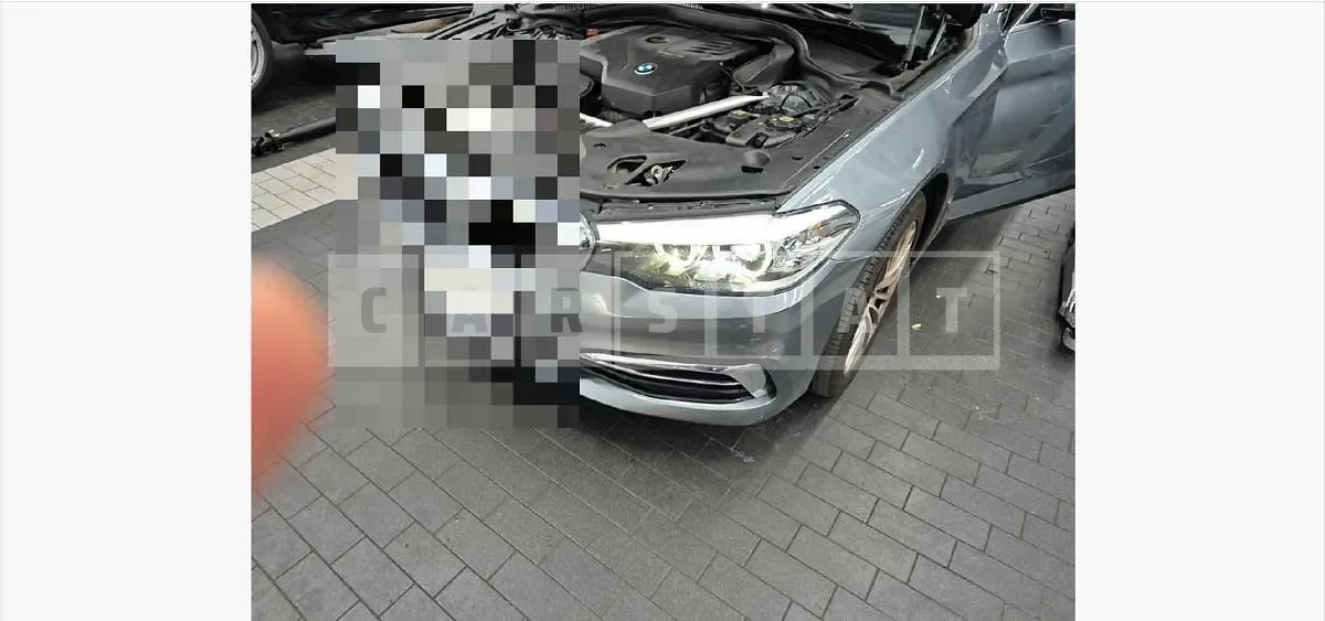 Photo 2 of 4: 2020 BMW (parts) 520i Light — Korean insurance auction