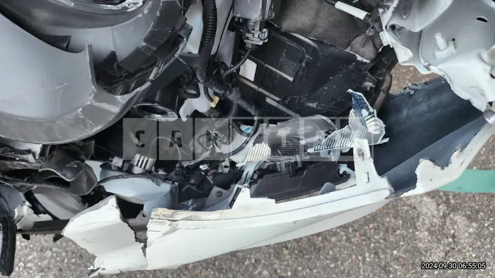 Photo 2 of 21: 2023 Jeep Zip Renegade 1.3 FWD — Korean insurance auction