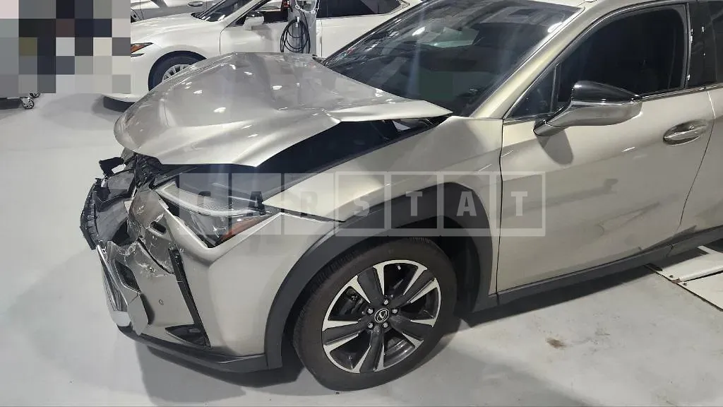 Photo 2 of 21: 2019 Lexus UX250h AWD, VIN JTHU9JBH1K2001034 — Korean insurance auction
