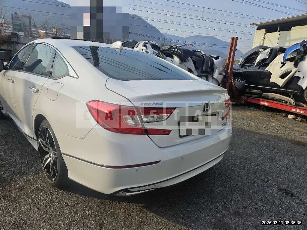 Photo 2 of 23: 2020 Honda Accord Hybrid — Korean insurance auction