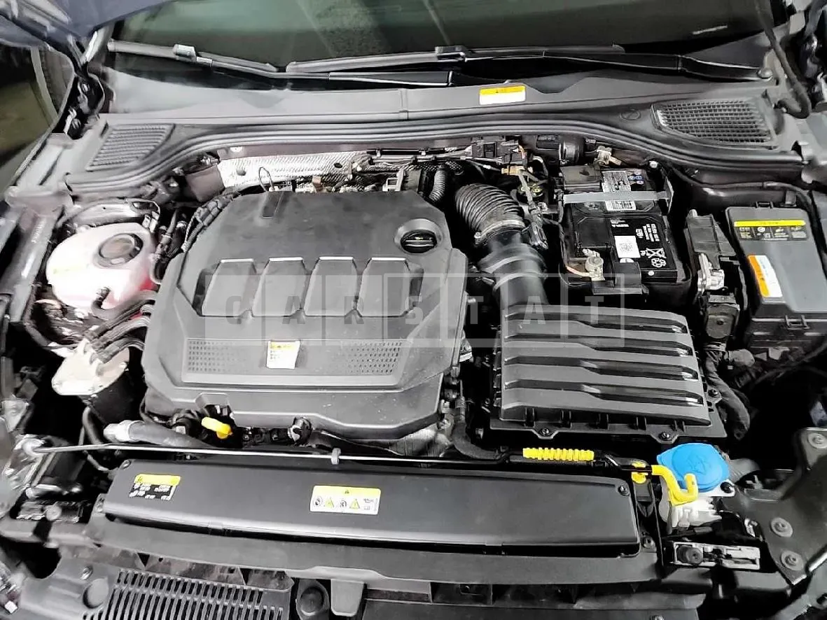 Photo 2 of 22: 2022 Volkswagen Golf 2.0 TDI, VIN WVWZZZCDZNW129034 — Korean insurance auction