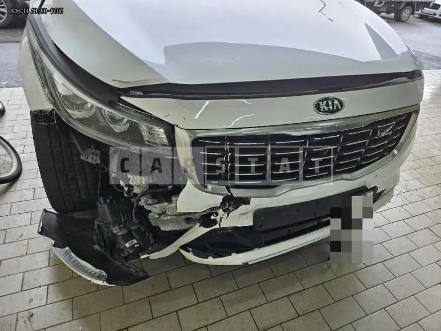 Photo 2 of 15: 2019 Kia Carnival High Limousine 2.2 — Korean insurance auction