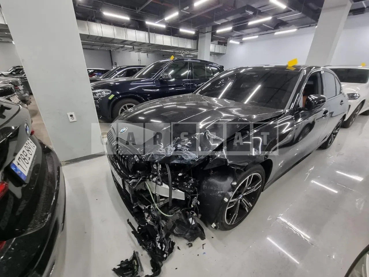 Photo 2 of 8: 2025 BMW 320i, VIN WBA11FF08SFU44221 — Korean insurance auction