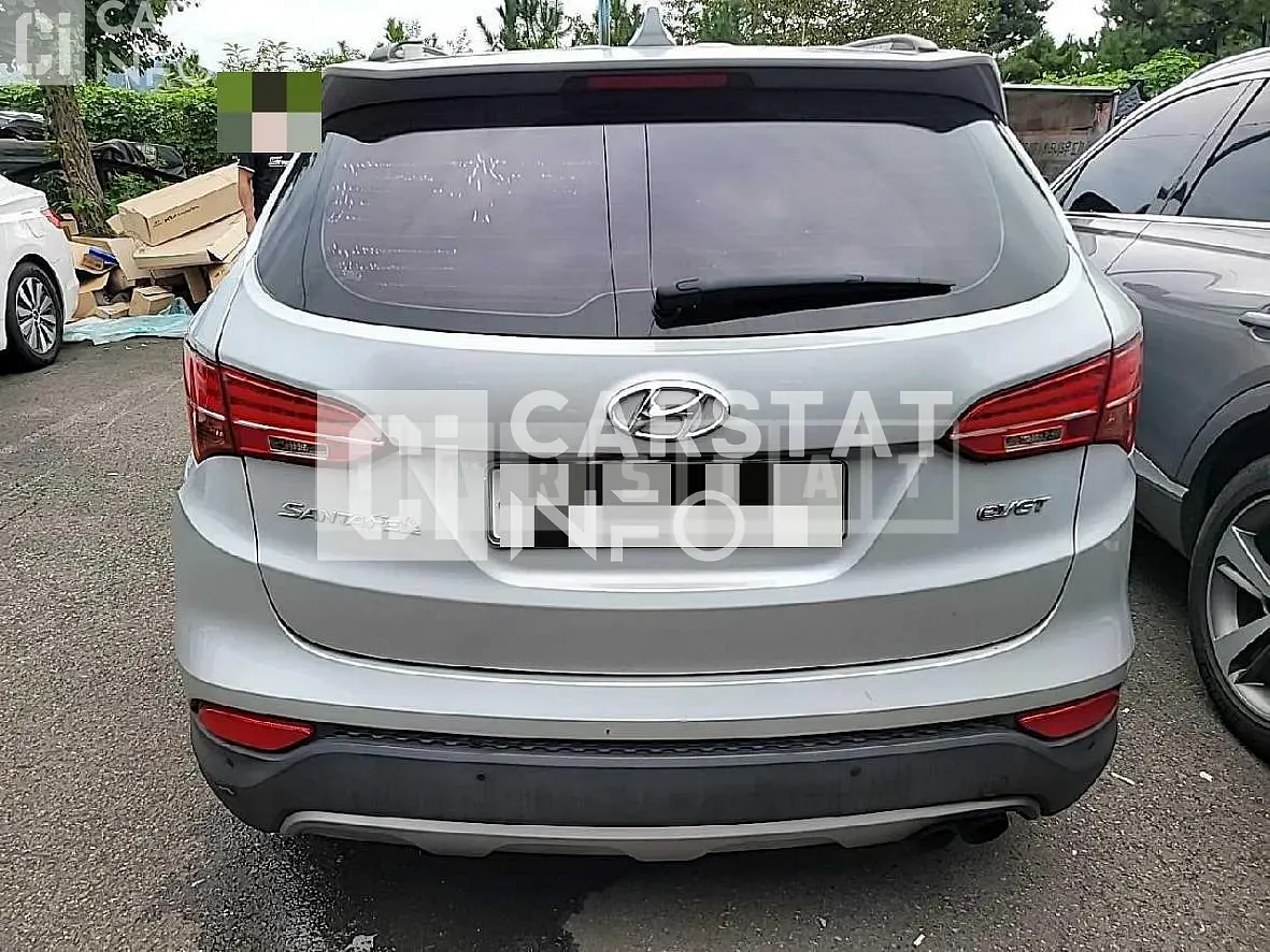 Photo 2 of 19: 2014 Hyundai Santa Fe 2.0 — Korean insurance auction
