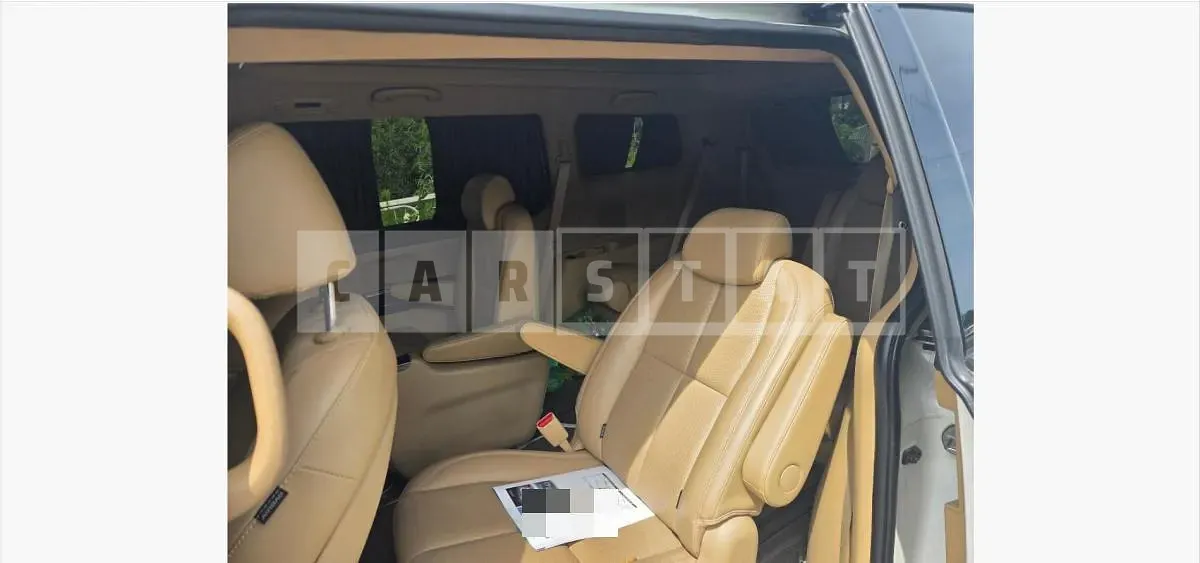 Photo 2 of 19: 2018 Kia Carnival High Limousine — Korean insurance auction
