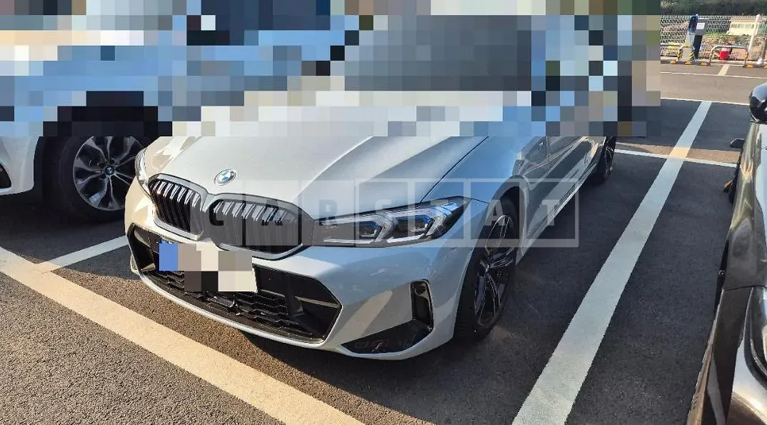 Photo 2 of 3: 2025 BMW (parts) 320i Front Bumper — Korean insurance auction
