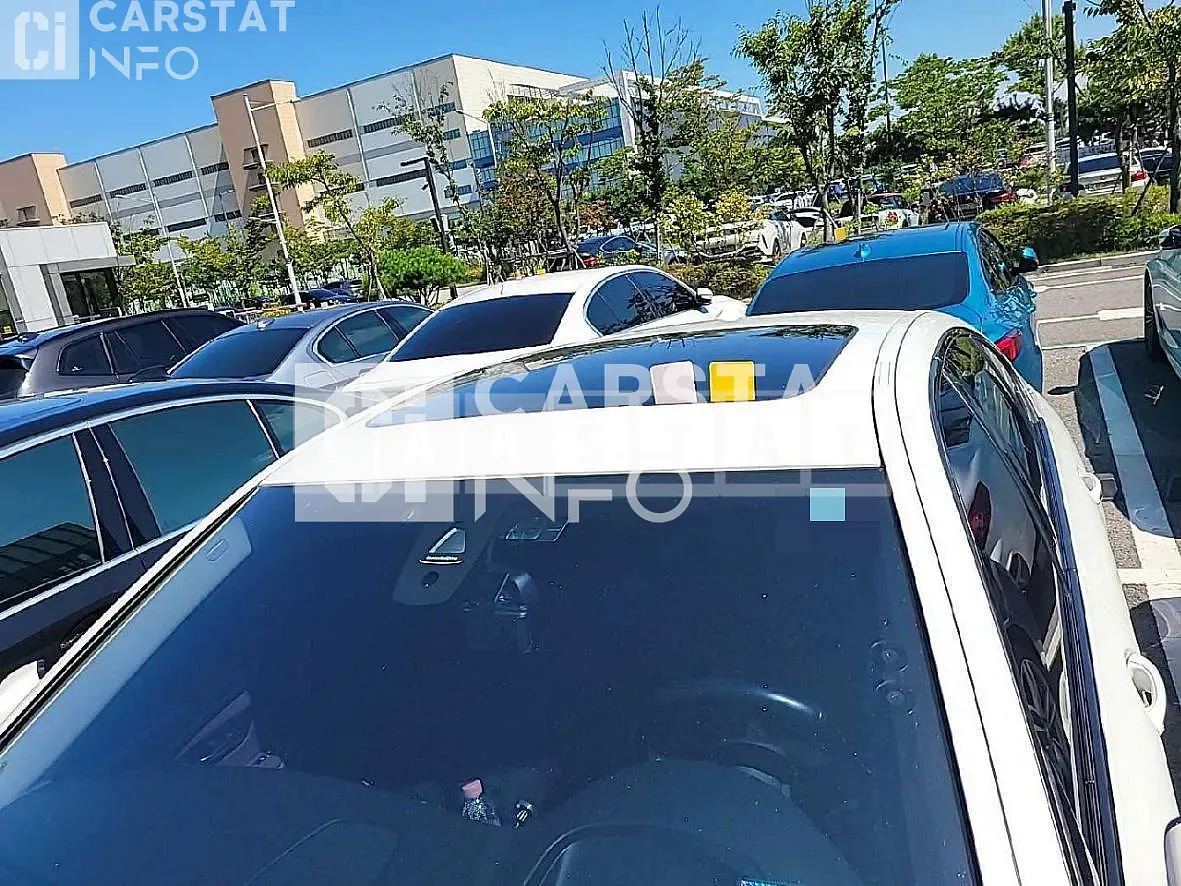 Photo 2 of 7: 2016 BMW Calm 520d — Korean insurance auction