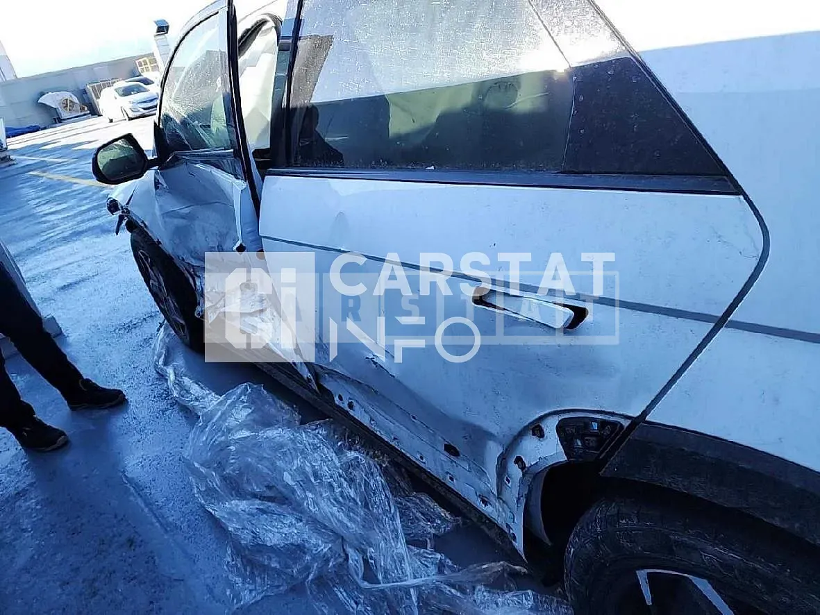 Photo 2 of 14: 2021 Hyundai Ionic 5 Long Range — Korean insurance auction