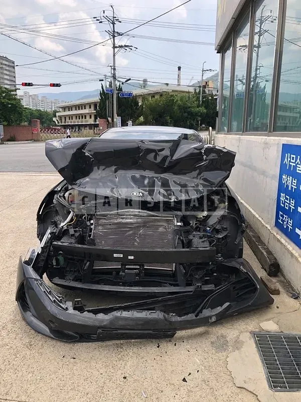 Photo 2 of 5: 2021 Kia DL3 K5, VIN KNAG241ABMA139247 — Korean insurance auction