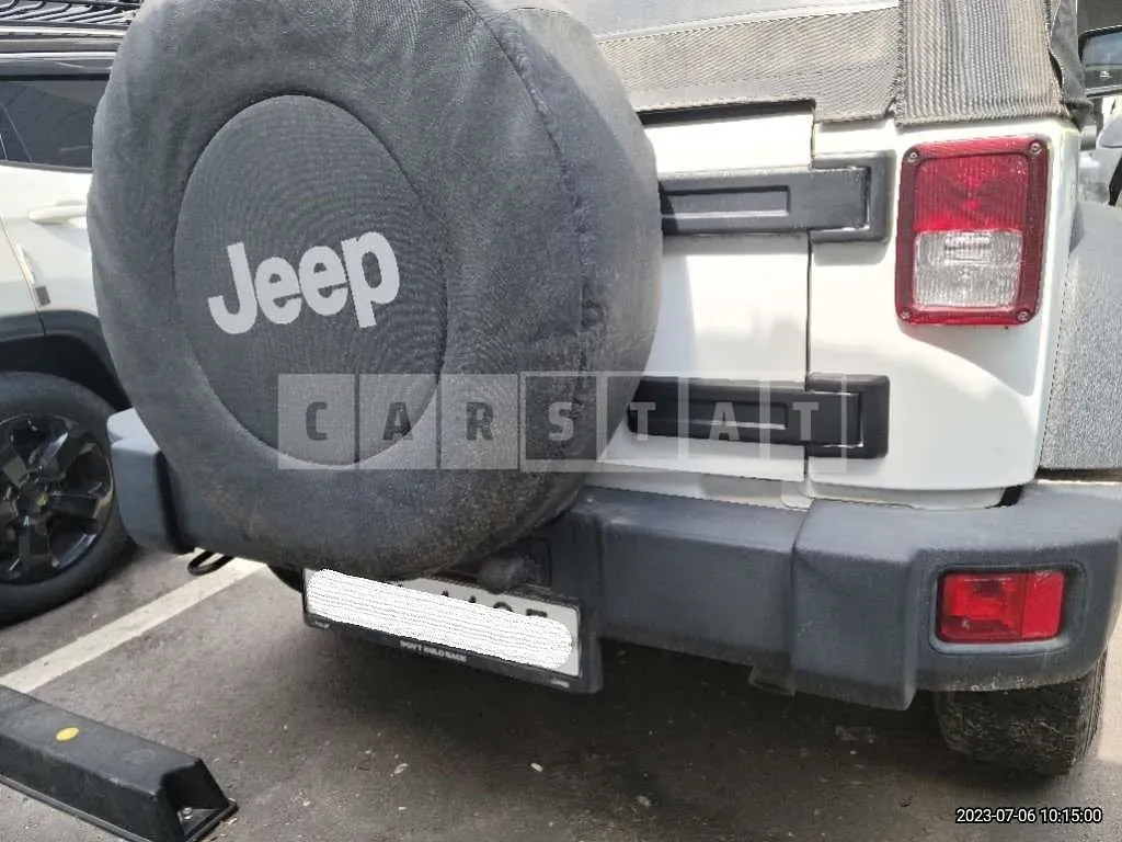 Photo 2 of 8: 2017 Jeep Wrangler 3.6 Sports, VIN 1C4HJWAG5HL750146 — Korean insurance auction