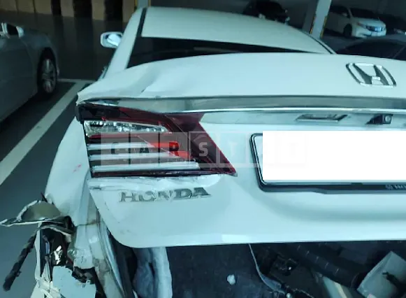 Photo 2 of 7: 2017 Honda Accord 2.4, VIN 1HGCR2680HA513852 — Korean insurance auction