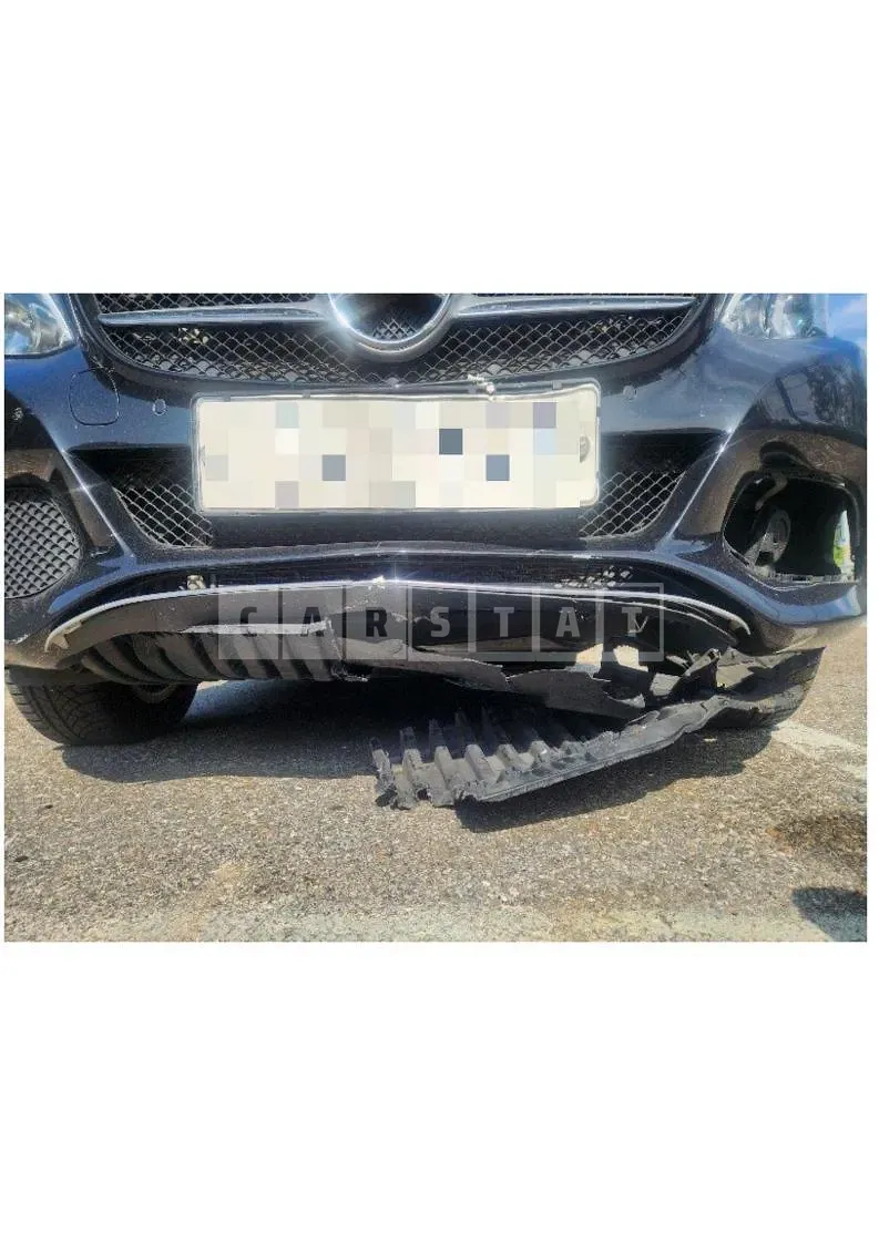 Photo 2 of 9: 2016 Mercedes-Benz C220 d 4Matic — Korean insurance auction
