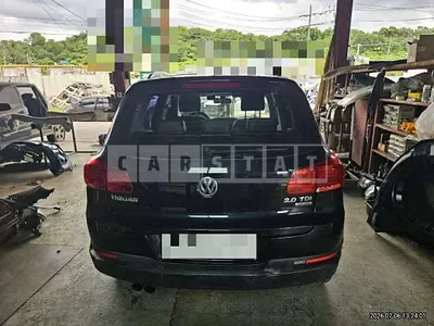 Photo 1 of 19: 2015 Volkswagen Tiguan 2.0 TDI Blue Motion — Korean insurance auction