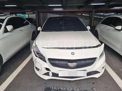 Photo 1 of 15: 2015 Mercedes-Benz CLA200 d, VIN WDDSJ0JB4GN302304 — Korean insurance auction