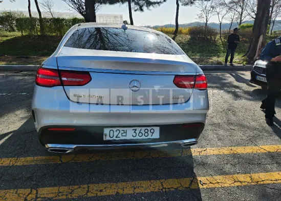 Photo 2 of 13: 2017 Mercedes-Benz GLE350d 4Matic Coupe — Korean insurance auction