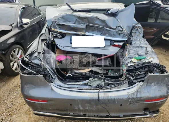 Photo 2 of 50: 2021 Mercedes-Benz E250, VIN W1KZF4FB3MA945715 — Korean insurance auction