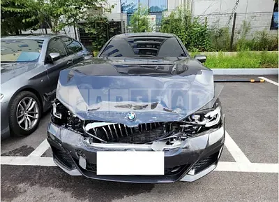Photo 1 of 26: 2021 BMW 520i — Korean insurance auction