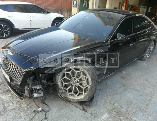 Photo 2 of 33: 2022 Genesis Hyundai G80, VIN KMTGB41CBNU116826 — Korean insurance auction