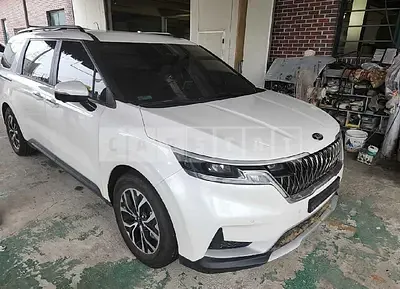 Photo 1 of 37: 2021 Kia Carnival, VIN KNANB81BBMS024090 — Korean insurance auction