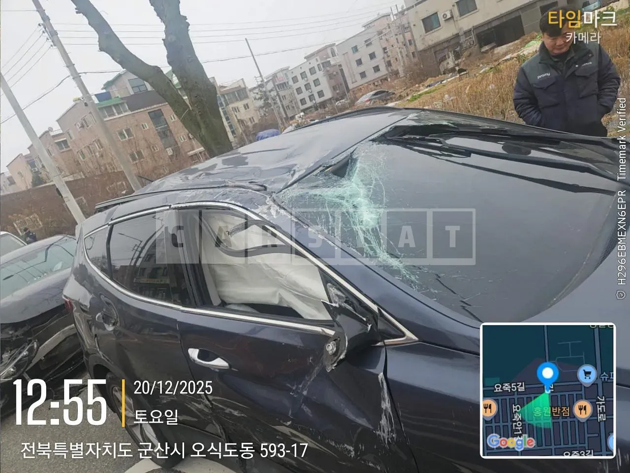 Photo 2 of 11: 2016 Hyundai Santa Fe, VIN KMHSW81UBGU660232 — Korean insurance auction
