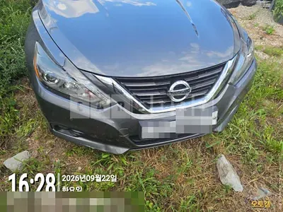 Photo 1 of 15: 2018 Nissan Altima 2.5 — Korean insurance auction