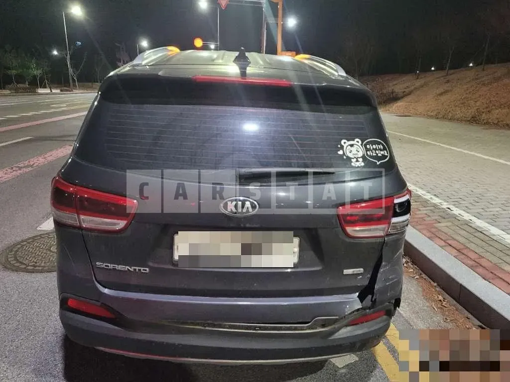 Photo 2 of 8: 2016 Kia Sorento — Korean insurance auction