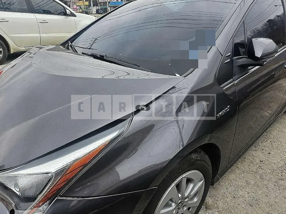 Photo 2 of 11: 2018 Toyota Prius — Korean insurance auction