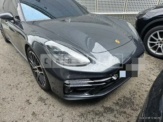 Photo 2 of 73: 2023 Porsche Panamera 4 e-Hybrid — Korean insurance auction