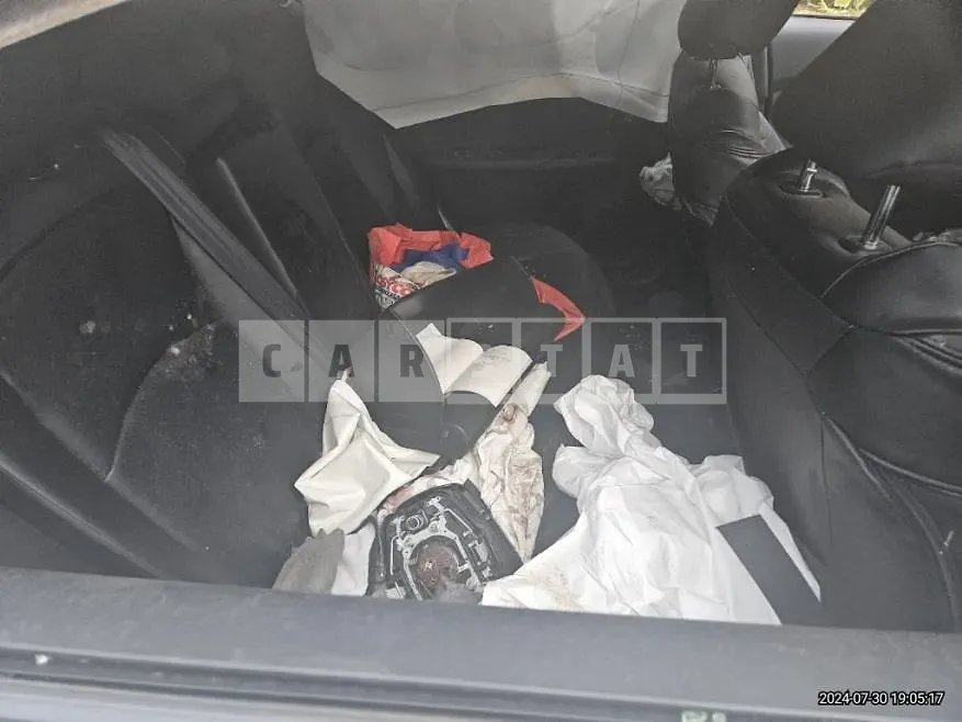 Photo 2 of 44: 2016 Toyota Prius — Korean insurance auction