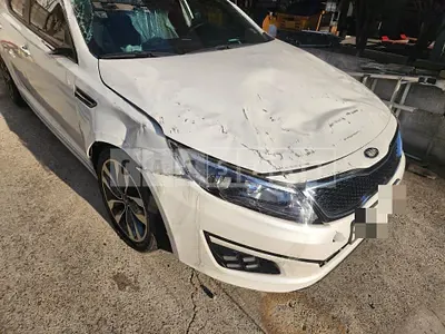 Photo 1 of 9: 2015 Kia K5 2.0 — Korean insurance auction