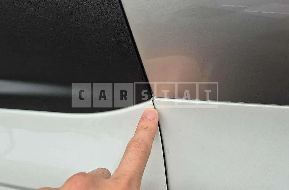 Photo 2 of 33: 2024 Kia Carnivals — Korean insurance auction