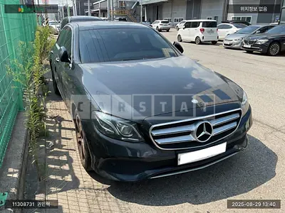 Photo 1 of 10: 2016 Mercedes-Benz E300 4Matic, VIN WDDZF4KB4HA079082 — Korean insurance auction