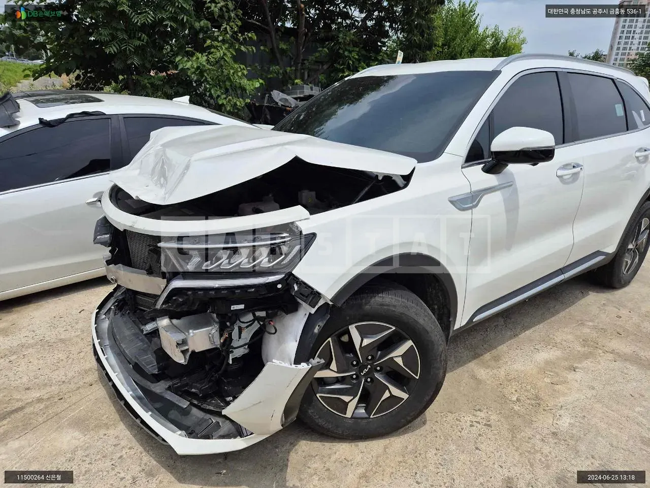 Photo 2 of 31: 2023 Kia Sorento Hybrid, VIN KNARK81GDPA194658 — Korean insurance auction